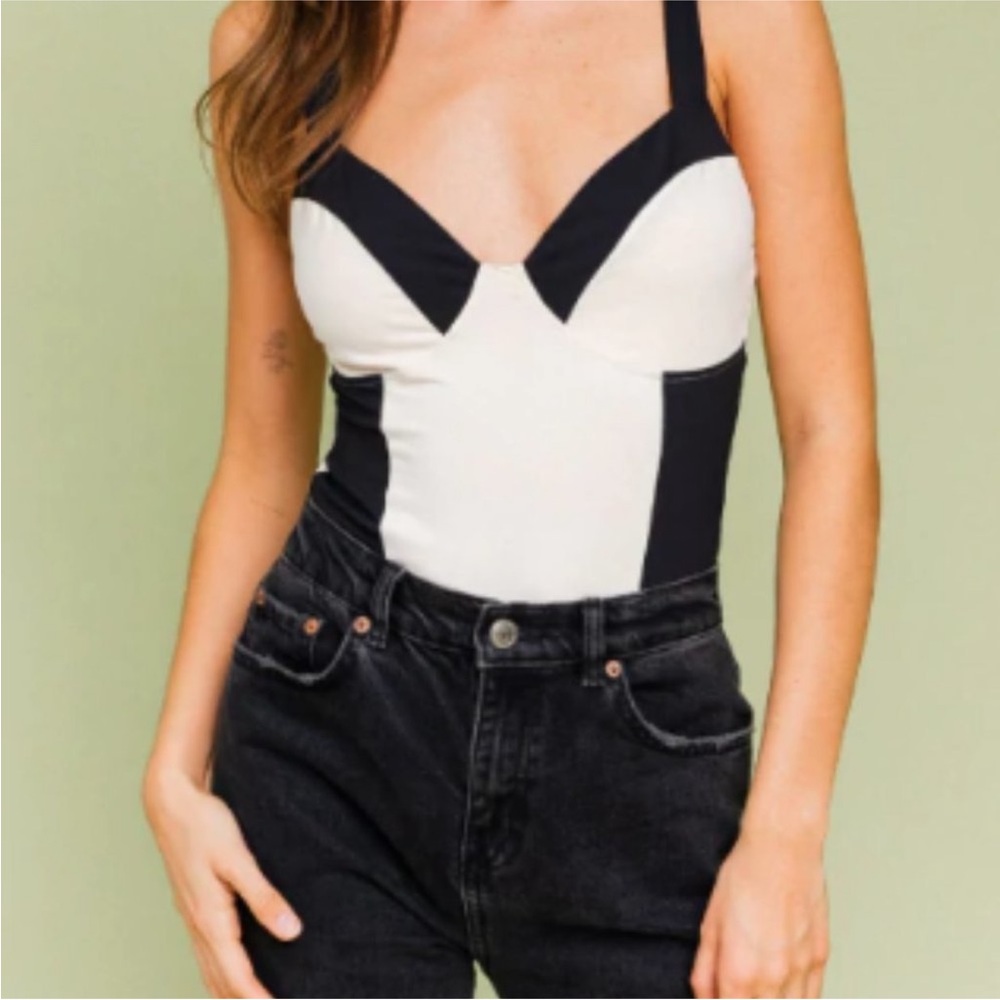 Le Lis colorblock bodysuit